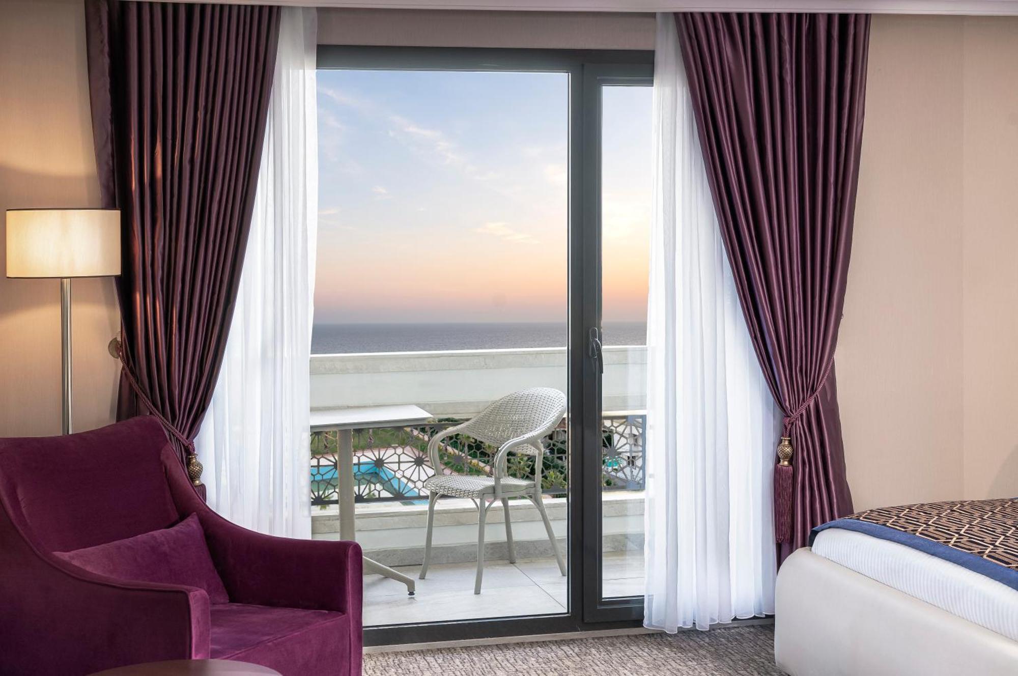 מלון Ramada Plaza By Wyndham סיליברי