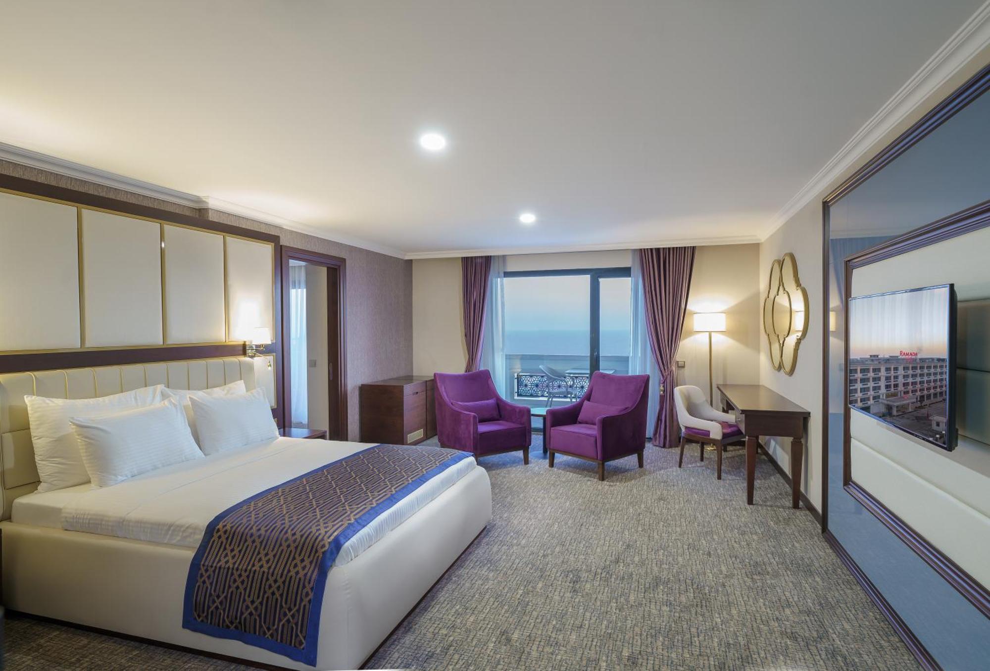 Ramada Plaza By Wyndham 5* סיליברי