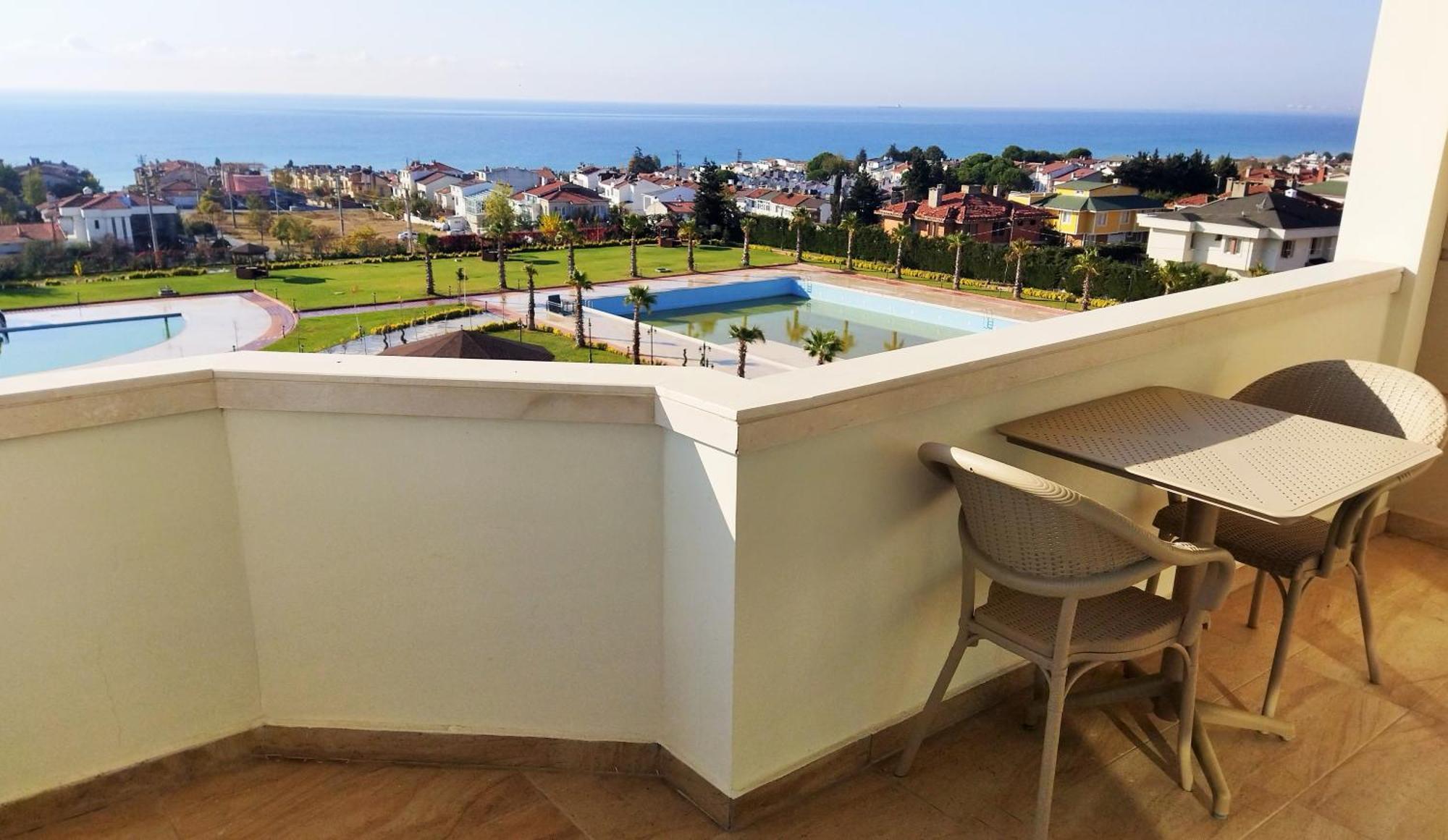 Ramada Plaza By Wyndham 5* סיליברי